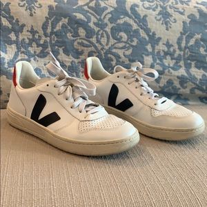 Veja Sneakers
